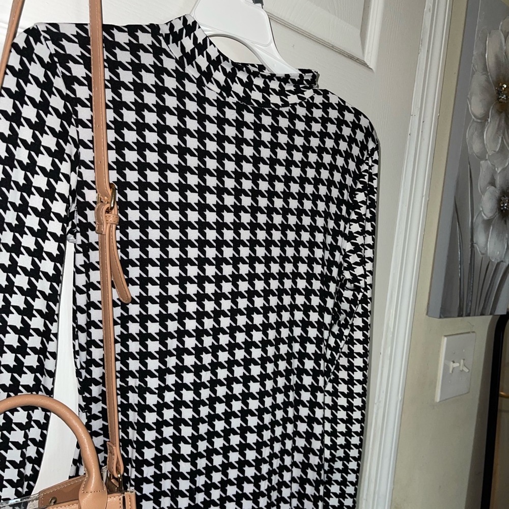 Patterned dress - Picture 2 of 2